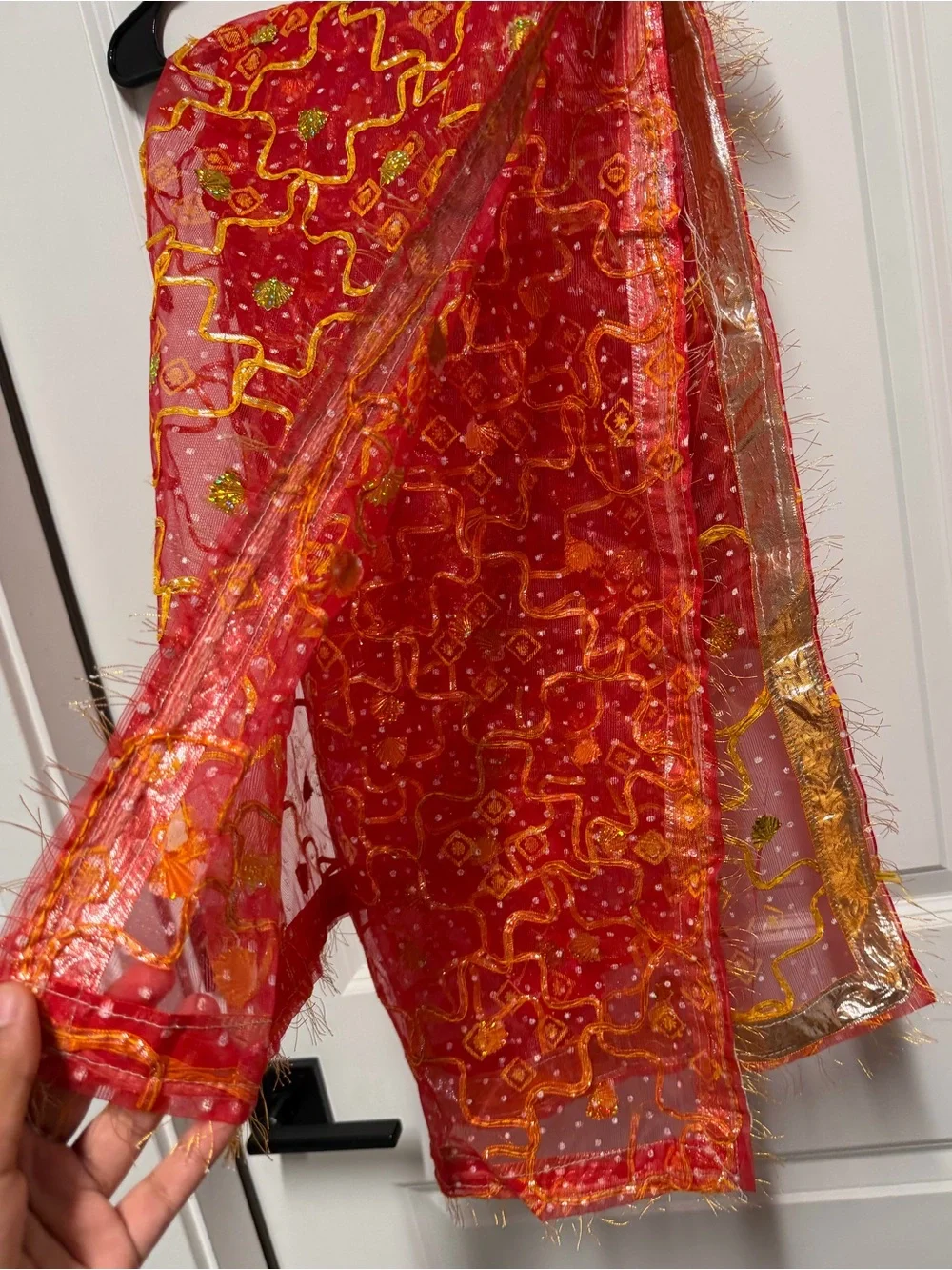Traditional Men’s Wedding Dupatta / Shawl Red & Gold Embroidered Scarf Stole